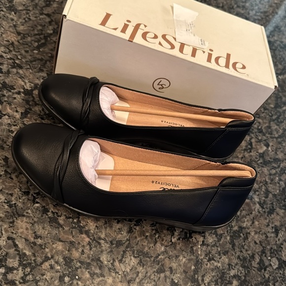 Life Stride impact black tumble round toe fats NIB 8 - Picture 2 of 10